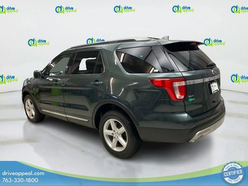 Used 2016 Ford Explorer XLT w/ Equipment Group 202A image 7