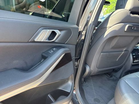 Used 2019 BMW X5 xDrive40i w/ Convenience Package AWD/4WD image 36