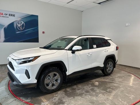 New 2025 Toyota RAV4 XLE image 3