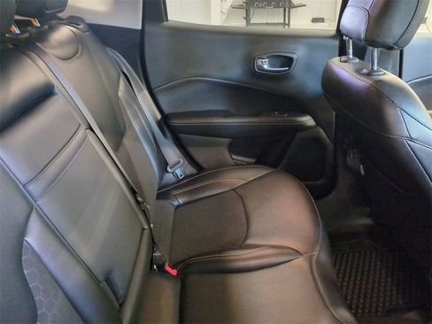 Used 2020 Jeep Compass Latitude w/ Cold Weather Group image 33