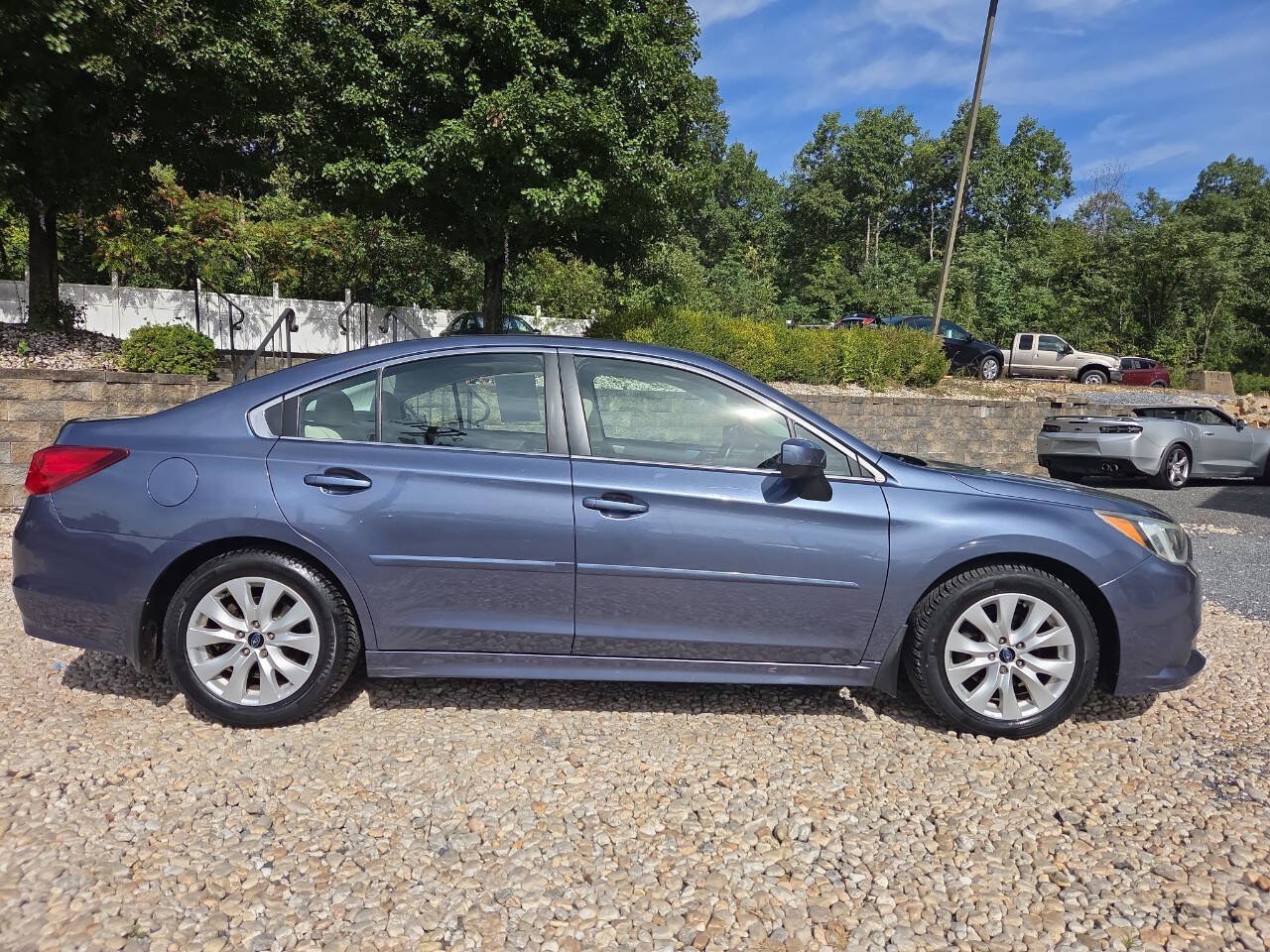 Used 2015 Subaru Legacy 2.5i Premium w/ Moonroof Package AWD/4WD image 8