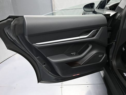 New 2026 Porsche Taycan image 24