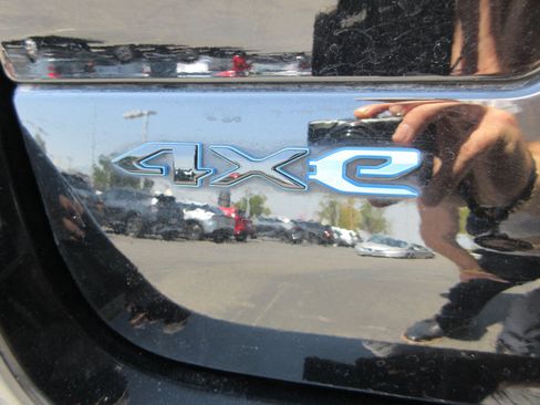 Used 2024 Jeep Grand Cherokee Trailhawk AWD/4WD image 11