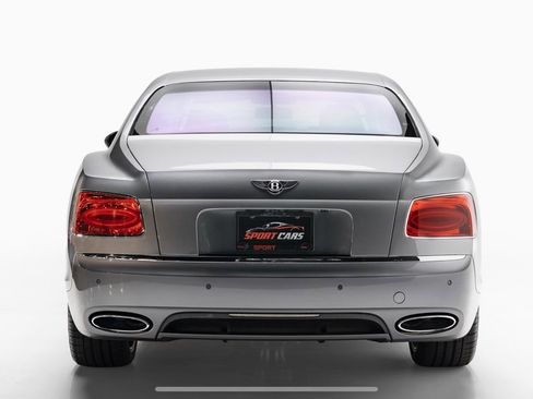 Used 2014 Bentley Flying Spur W12 image 9