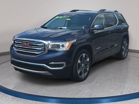 Used 2017 GMC Acadia SLT w/ LPO, Cargo Package FWD image 1