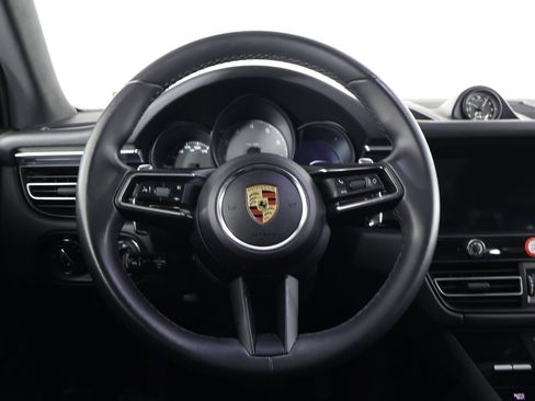 Certified 2023 Porsche Macan S AWD/4WD image 12