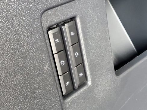 Used 2023 Ford Expedition Max Platinum AWD/4WD image 40