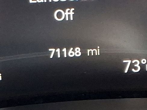 Used 2022 Chrysler Pacifica Touring-L image 21