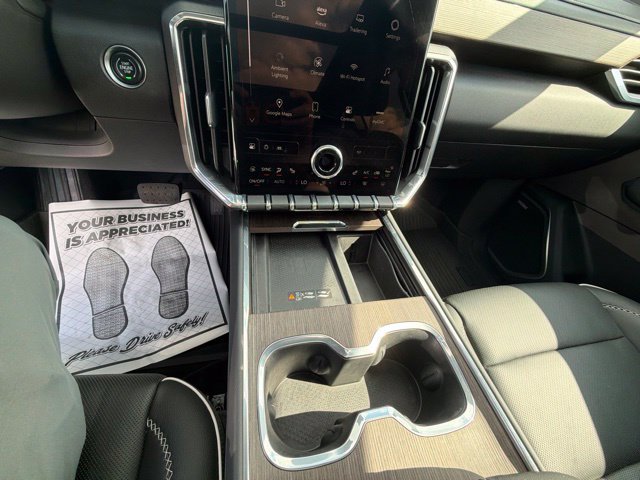 Used 2024 GMC Acadia Denali w/ LPO, Floor Liner Package AWD/4WD image 15