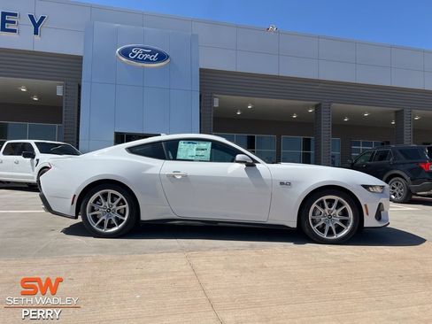 New 2025 Ford Mustang GT Premium image 6