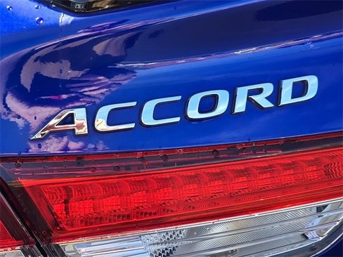 Used 2022 Honda Accord Sport image 14