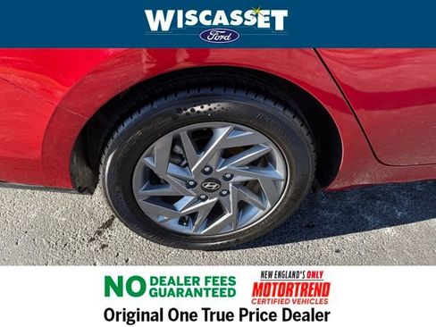 Used 2024 Hyundai Elantra SEL image 24