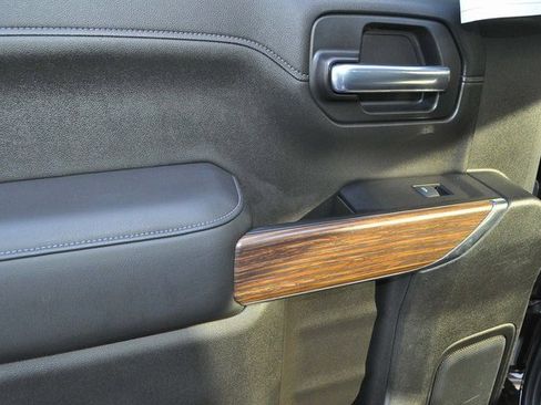 Used 2019 Chevrolet Silverado 1500 High Country w/ Technology Package image 19