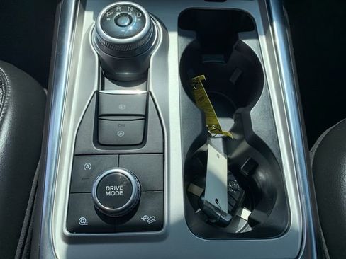 Used 2023 Ford Explorer XLT w/ Equipment Group 202A image 36