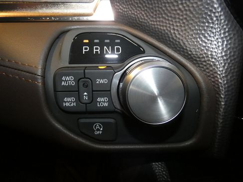 New 2025 RAM 1500 Limited image 21