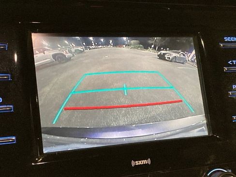 Certified 2020 Toyota Camry SE image 20