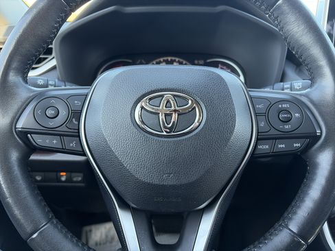 Used 2019 Toyota RAV4 Limited w/ Cold Weather Package image 23