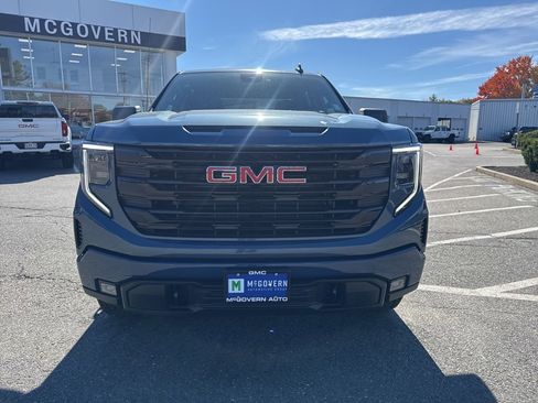 New 2026 GMC Sierra 1500 Elevation image 9