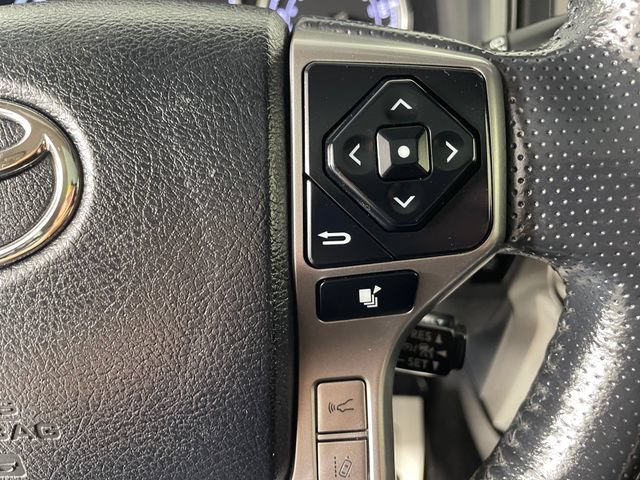 Used 2023 Toyota 4Runner Limited AWD/4WD image 13