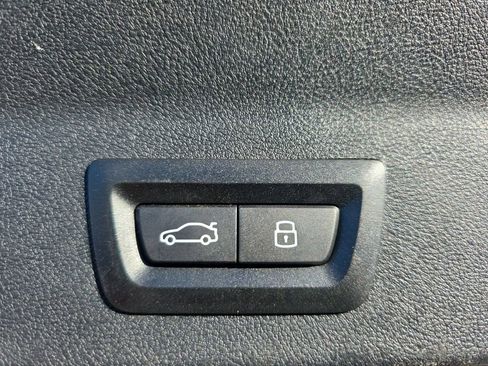 Used 2024 BMW X3 xDrive30i w/ Convenience Package image 16