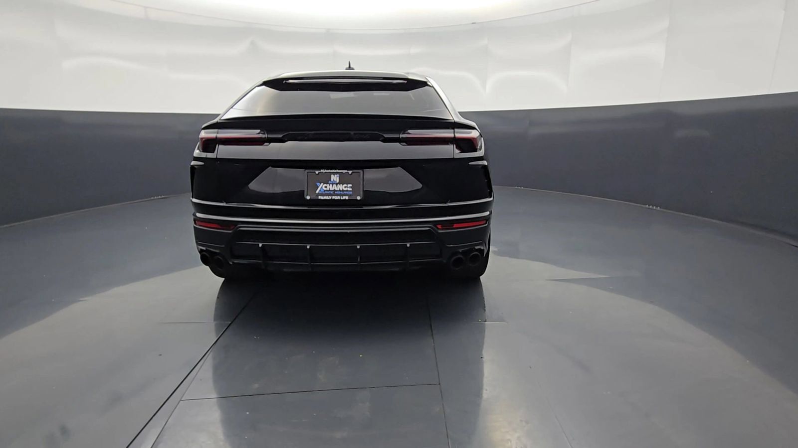 Used 2022 Lamborghini Urus AWD/4WD image 93