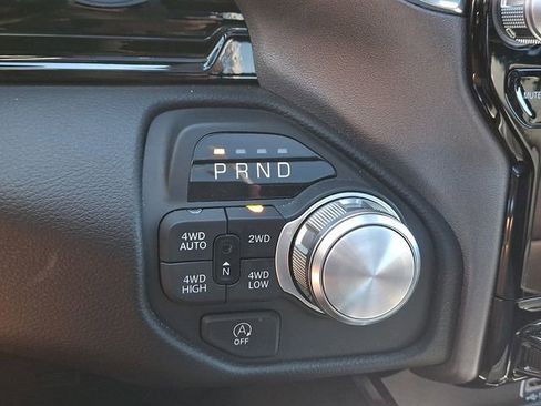 Used 2025 RAM 1500 Laramie AWD/4WD image 15