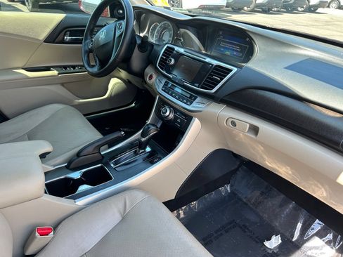 Used 2015 Honda Accord EX-L image 14