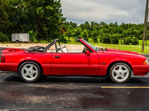 Used 1992 Ford Mustang LX image 9