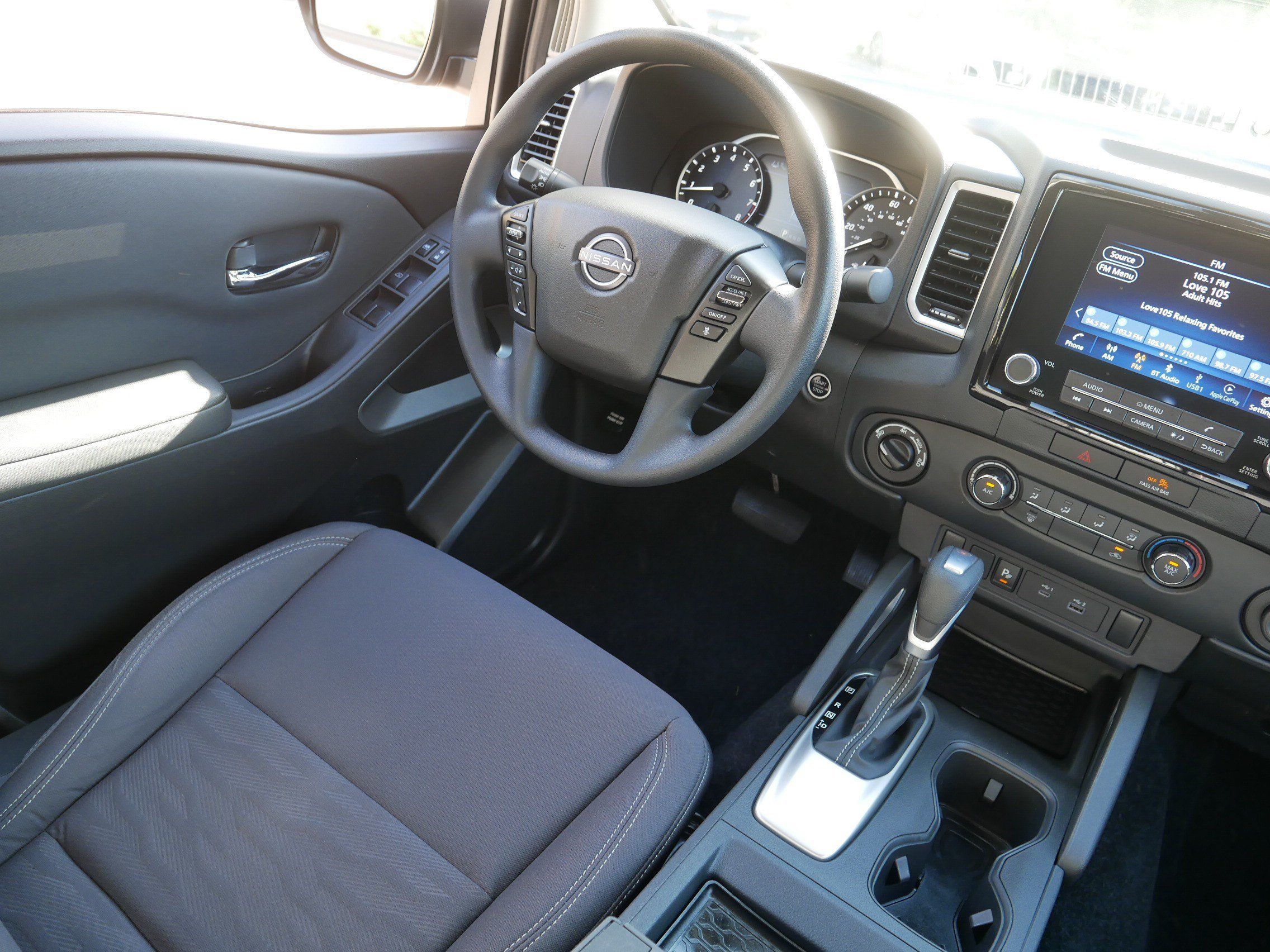 Certified 2022 Nissan Frontier SV w/ Technology Package AWD/4WD image 9