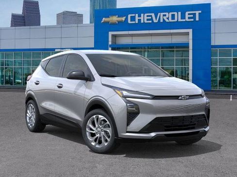New 2027 Chevrolet Bolt LT w/ Comfort Package FWD image 7