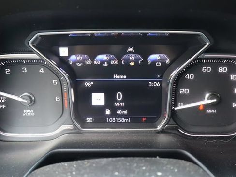 Used 2021 GMC Yukon SLT w/ Rear Media and Nav Package RWD image 11