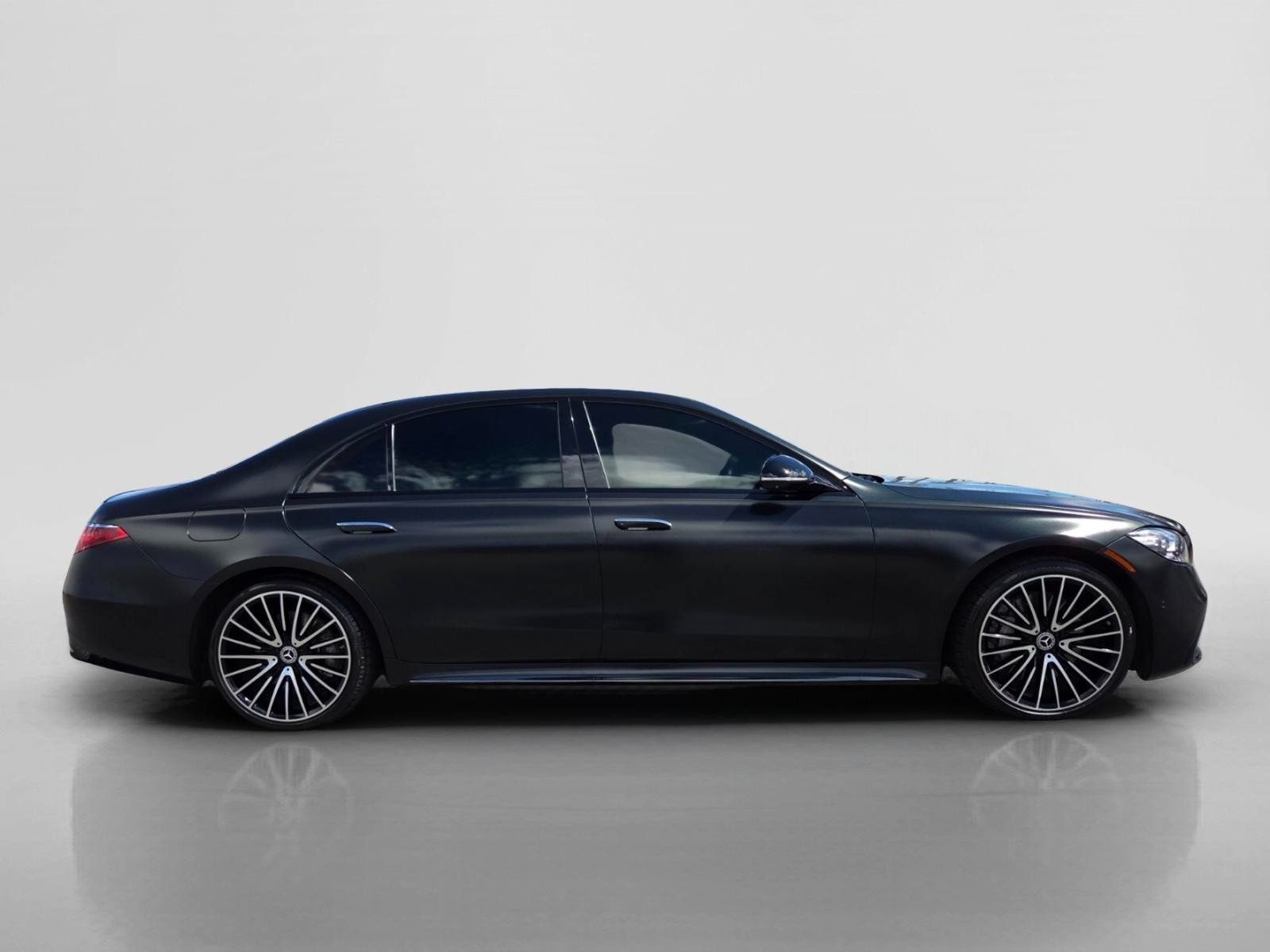 Used 2023 Mercedes-Benz S 500 4MATIC image 6