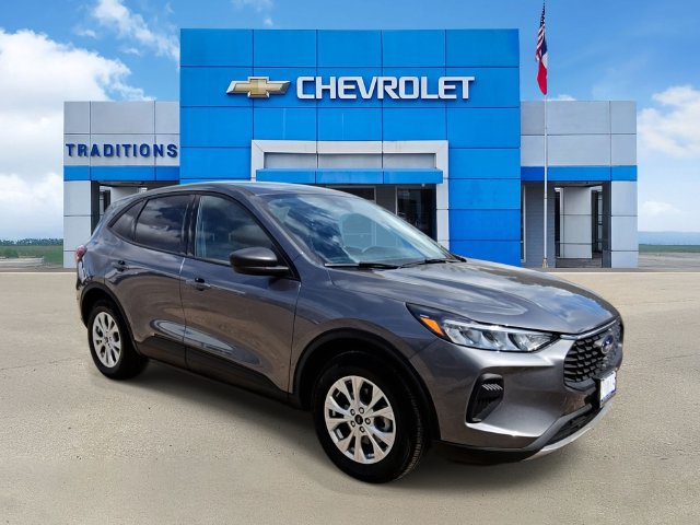 Used 2026 Ford Escape Active FWD image 2