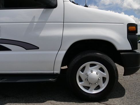 Used 2014 Ford E-350 and Econoline 350 XL w/ Power Windows & Locks Group RWD image 41