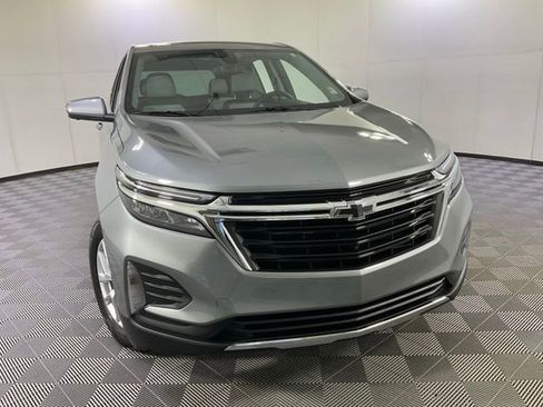 Used 2024 Chevrolet Equinox LT image 11