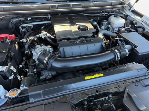 Certified 2024 Nissan Frontier SV image 22