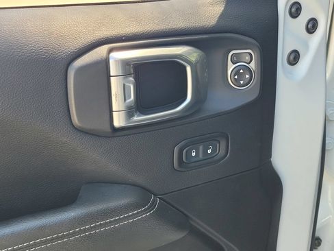 Used 2023 Jeep Wrangler Unlimited Sahara w/ Cold Weather Group AWD/4WD image 14