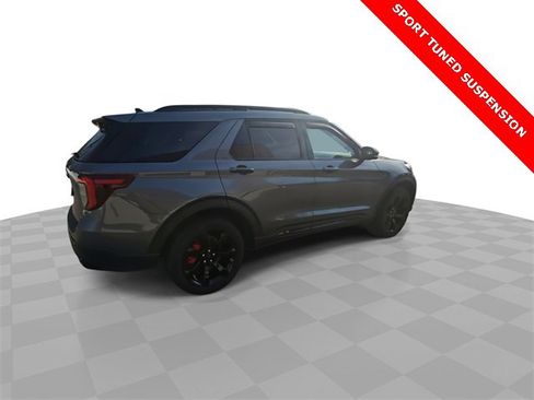 Used 2024 Ford Explorer ST w/ Equipment Group 401A image 8