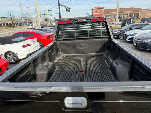 Used 2016 Ford F250 XL w/ XL Appearance Package image 22