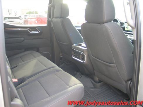 Used 2023 GMC Sierra 1500 Elevation w/ Preferred Package AWD/4WD image 35