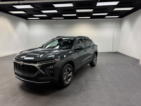 New 2026 Chevrolet Trax LT image 1