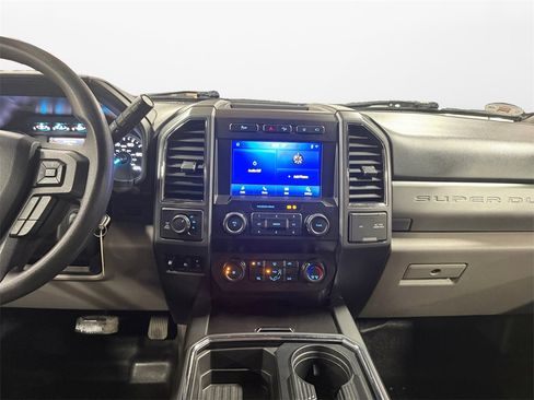 Used 2020 Ford F250 XLT w/ XLT Value Package image 10