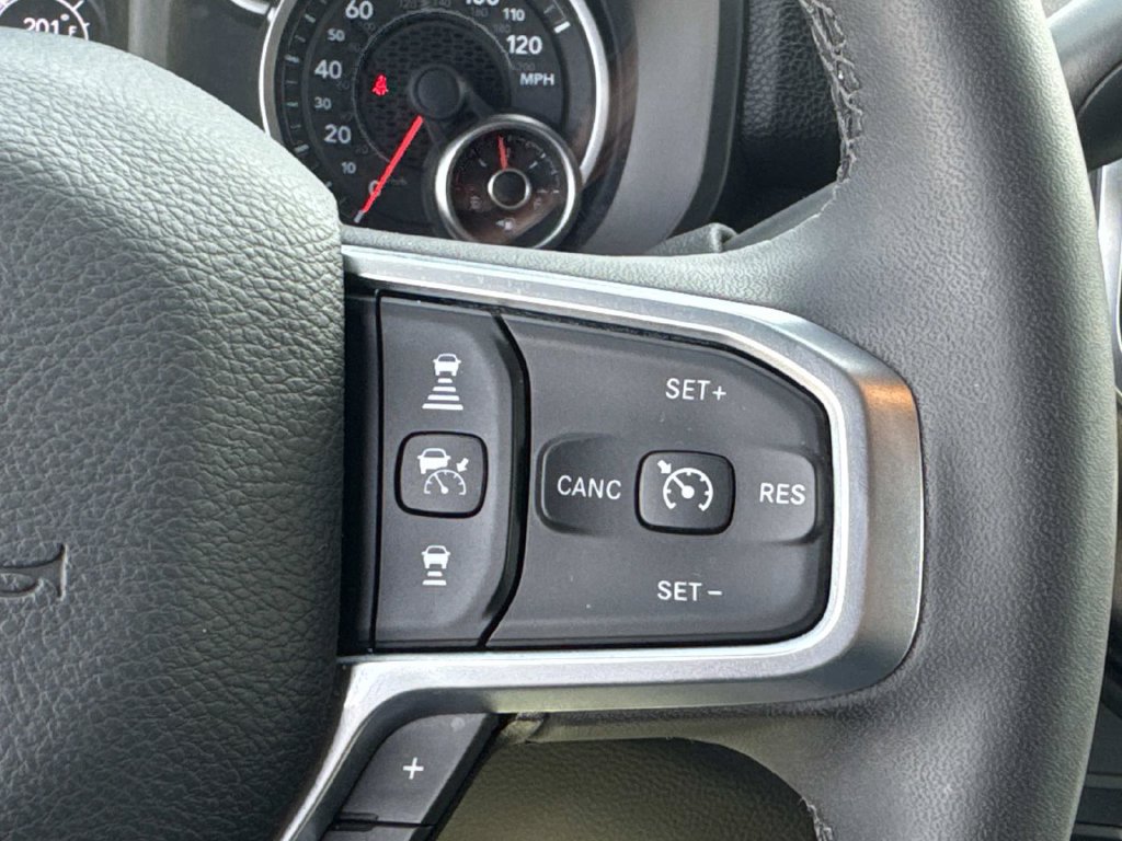 Used 2025 RAM 2500 Big Horn AWD/4WD image 9