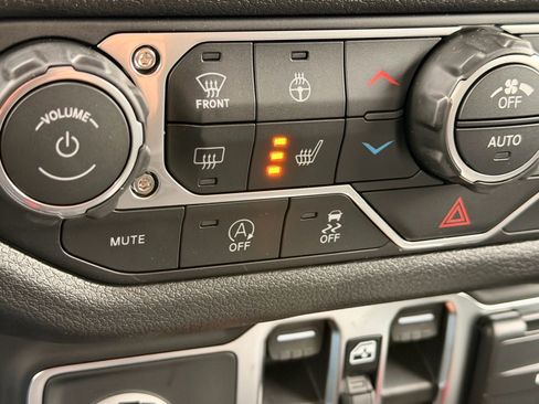 New 2026 Jeep Wrangler Unlimited Sport AWD/4WD image 21
