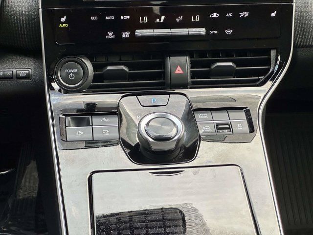 Used 2023 Subaru Solterra AWD image 20