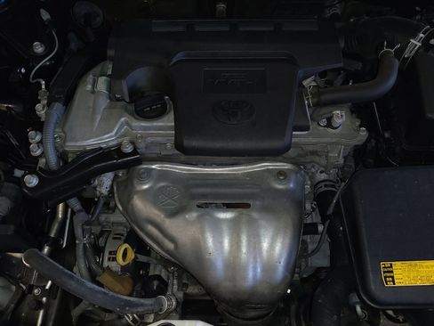 Used 2015 Toyota Camry SE image 30