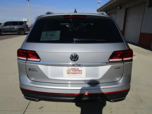 Used 2021 Volkswagen Atlas SEL Premium AWD/4WD image 8