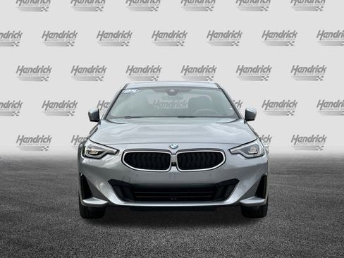 Used 2025 BMW 230i Coupe w/ Premium Package image 10