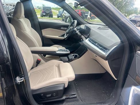 Used 2024 BMW X1 xDrive28i w/ Convenience Package AWD/4WD image 15