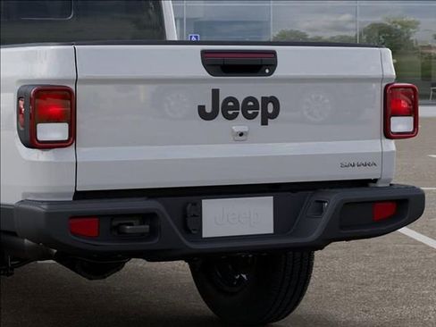 New 2026 Jeep Gladiator Sport AWD/4WD image 13